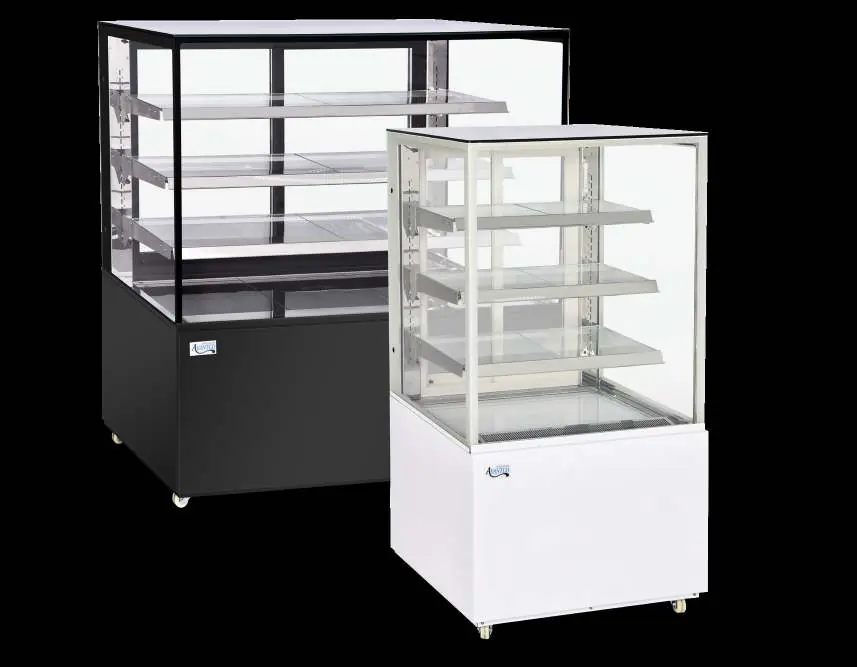 Witryny cukiernicze Avantco Square Bakery Cases