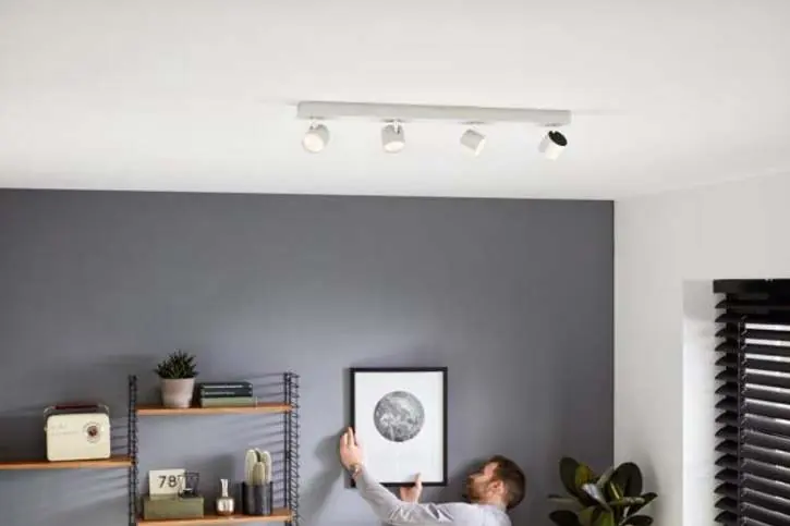 Reflektor sufitowy Philips Star 4x w aranżacji wnętrza