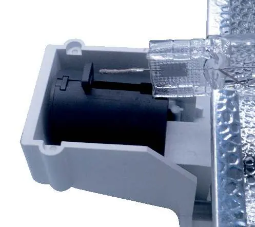Mechanizm gniazda Roll Lock - pozycja otwarta