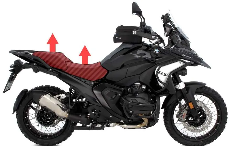 Demontaż elementów motocykla